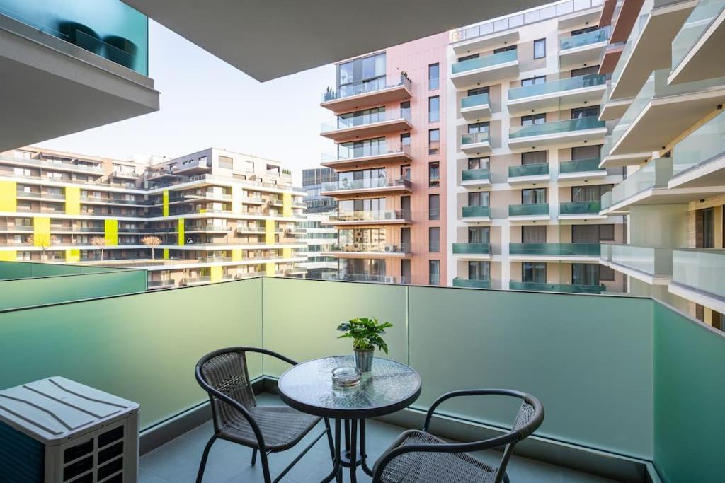 Oaks Studio With Balcony 부다페스트 외부 사진